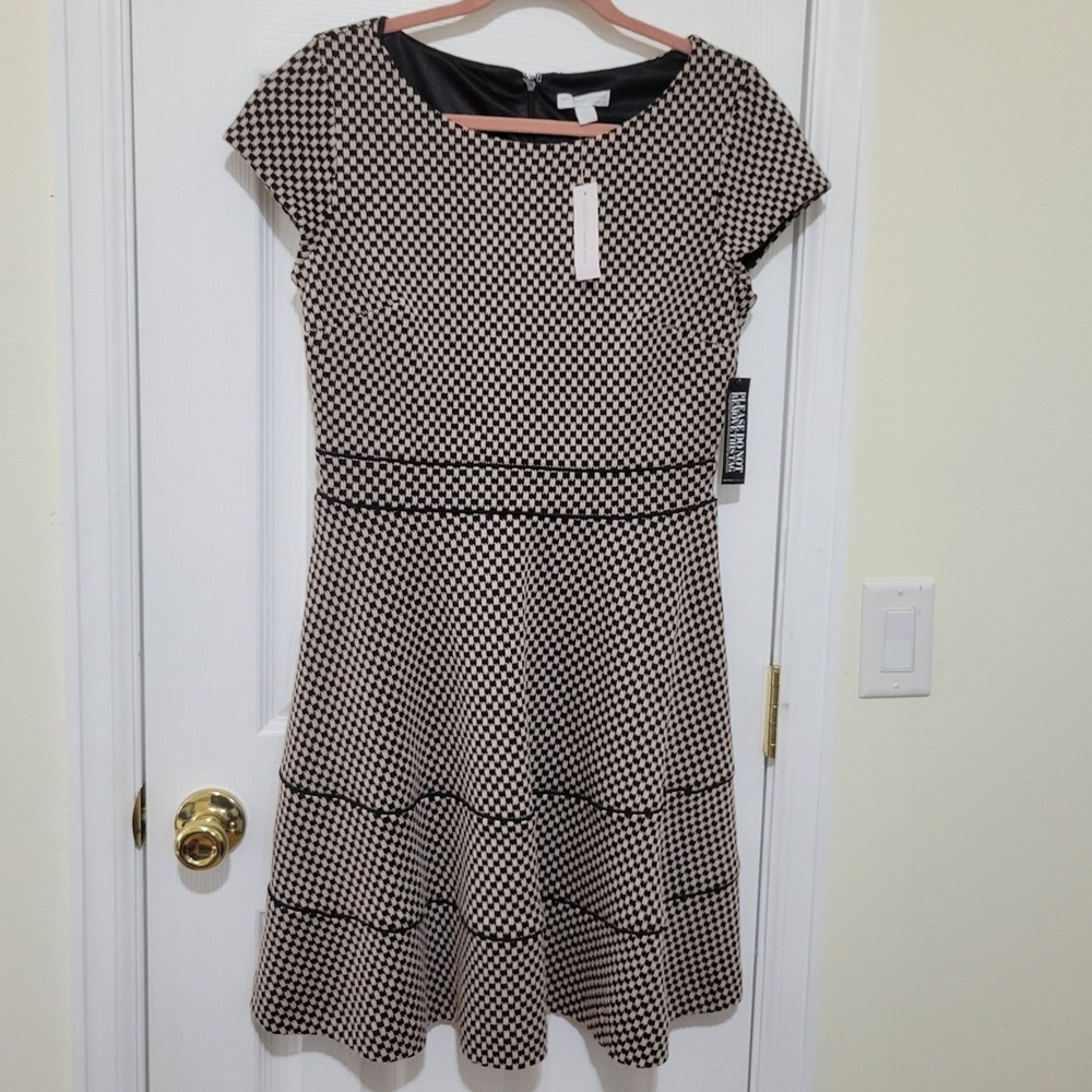 New York & Company Houndstooth Fit Flare Dress Black Tan Cap Sleeve Medium NWT